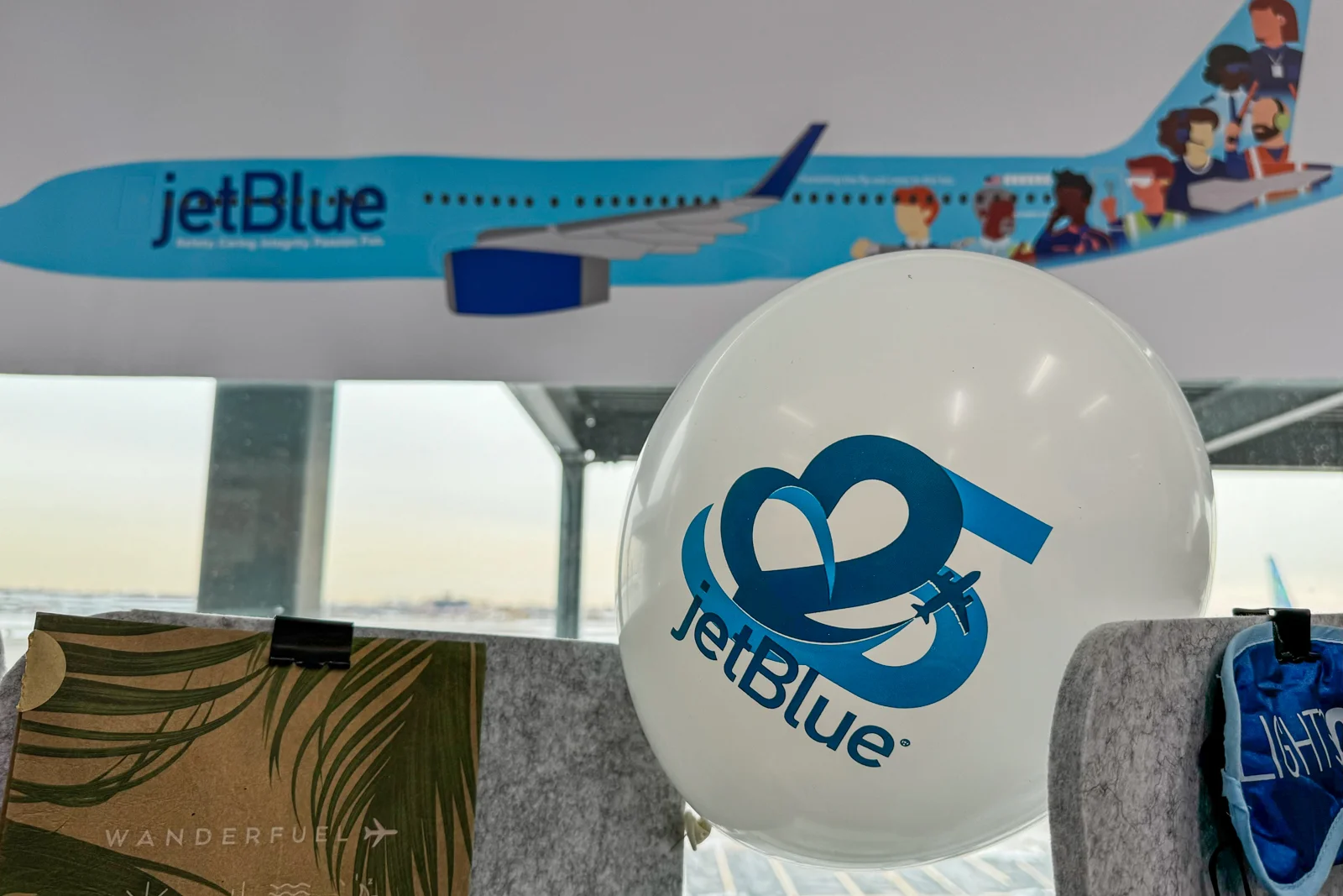 JetBlue исполняется 25 лет на праздничном юбилейном рейсе - The Points Guy